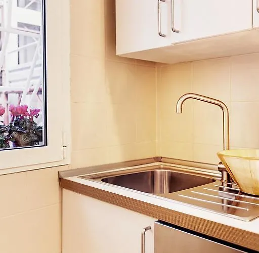 Trasteverehome - Paglia House Of 17century In Trastevere Apartament